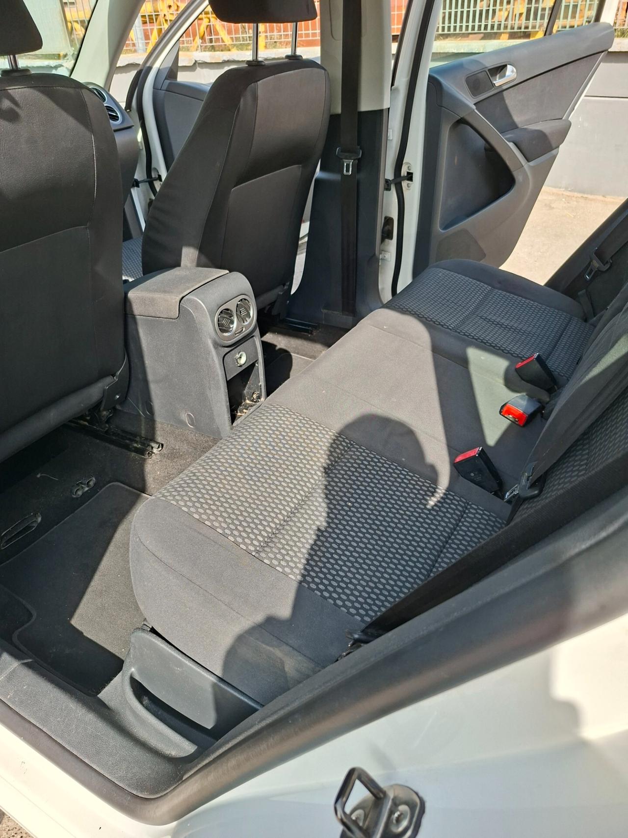 Volkswagen Tiguan 2011 2.0 tdi/GPL !!!