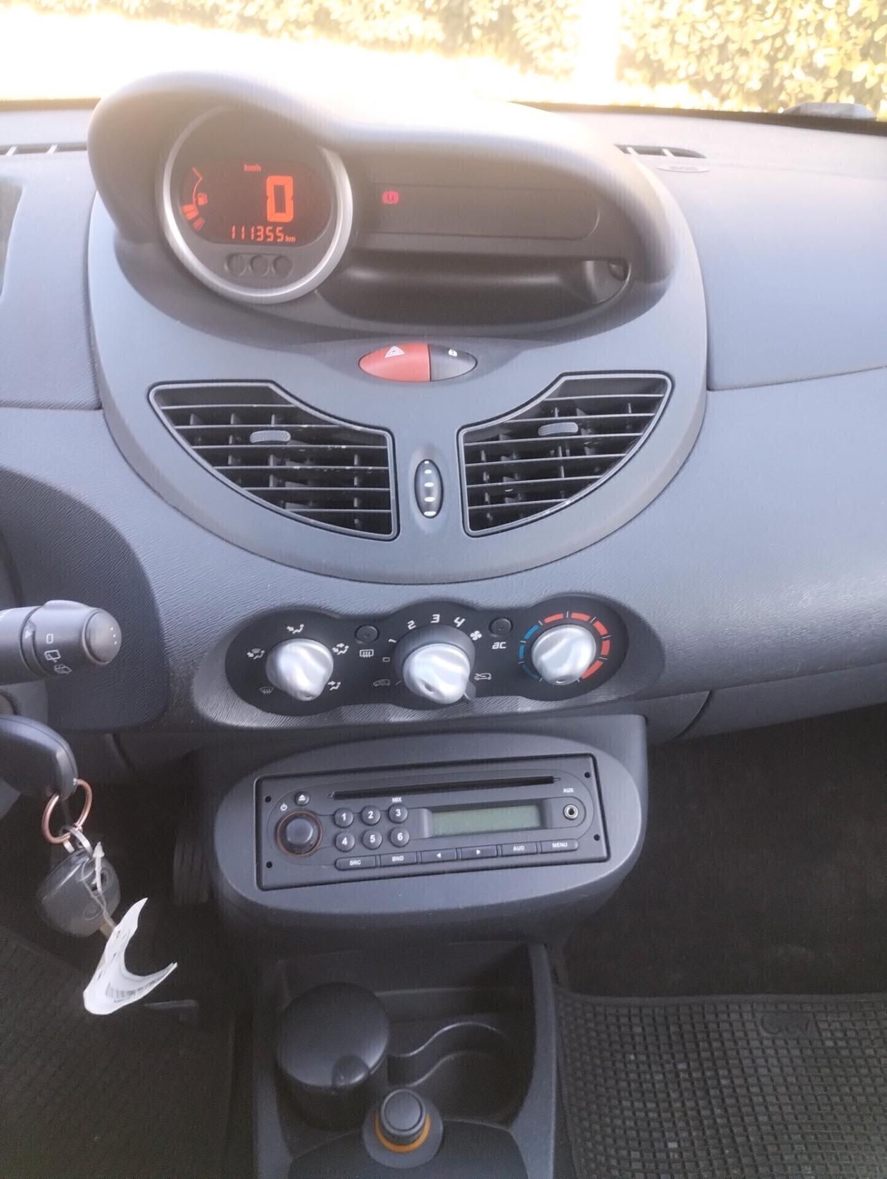 Renault Twingo 1.2 Le Iene NEOPATENTATI