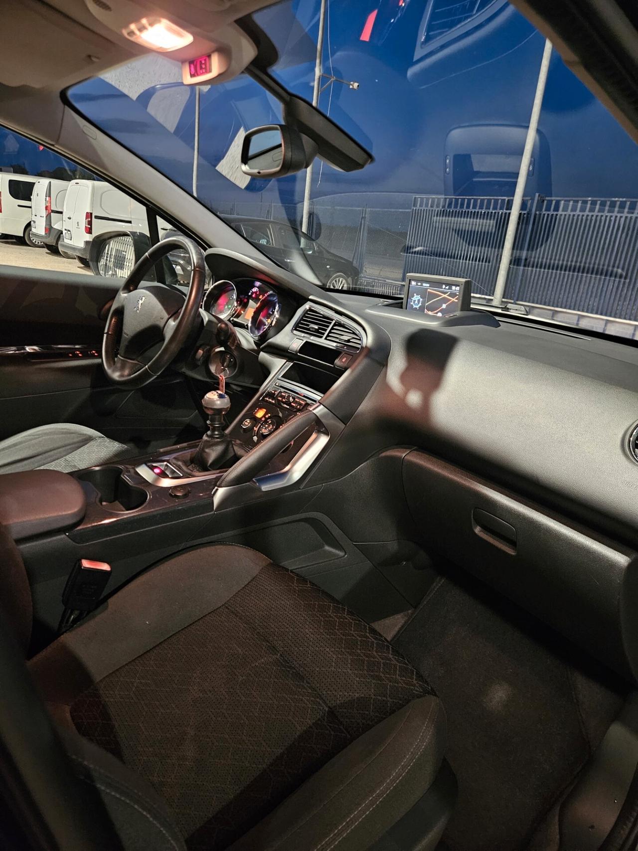 Peugeot 3008 BlueHDi 120 S&S Allure