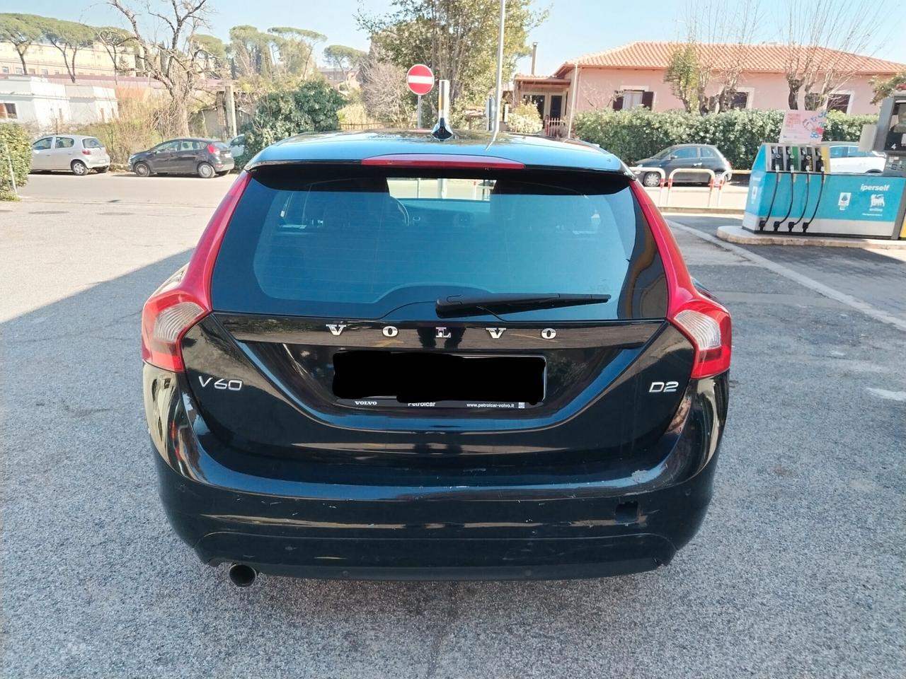 Volvo V60 D2 Geartronic Summum