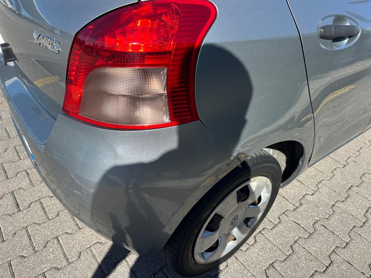 Toyota Yaris 1.0 benz 2006 neopatentati