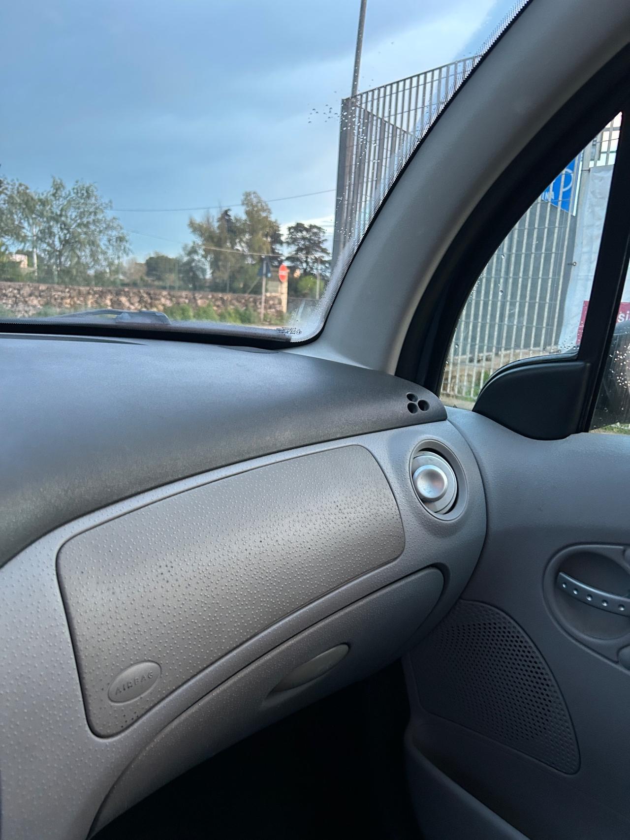 Citroen C3 1.4 HDi Elegance-2005