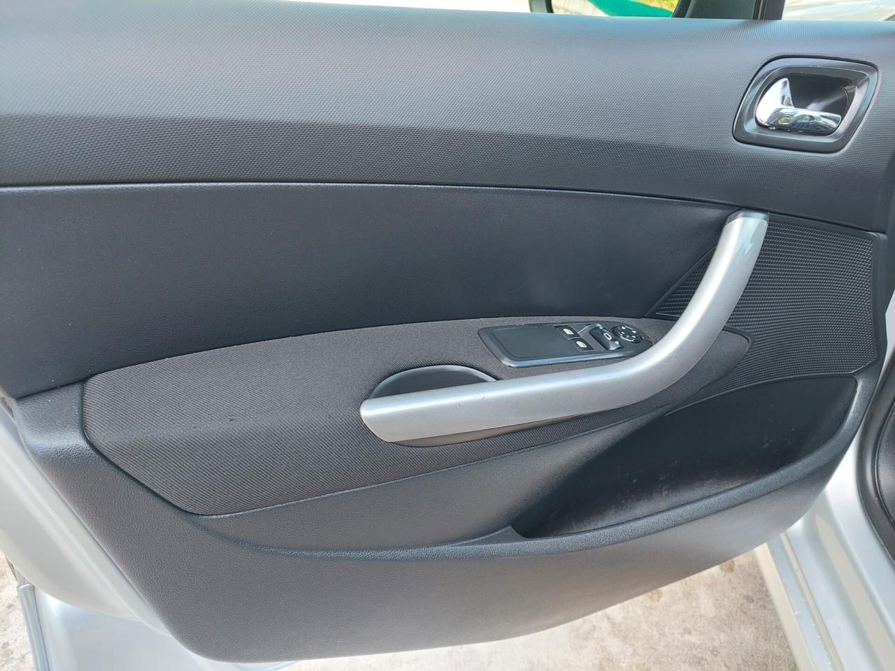 Peugeot 308 1.6 8V HDi 93CV SW Business