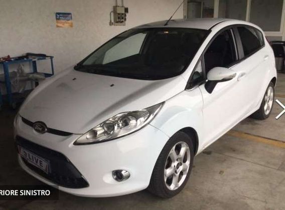 Ford Fiesta Fiesta 5p 1.4 16v Titanium Gpl