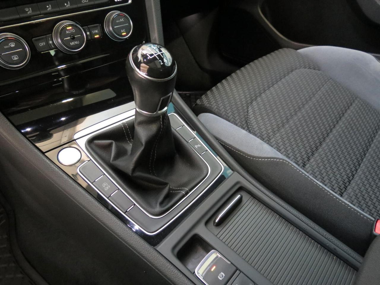 Volkswagen Golf 1.6 TDI BMT 115 CV SPORT R-LINE