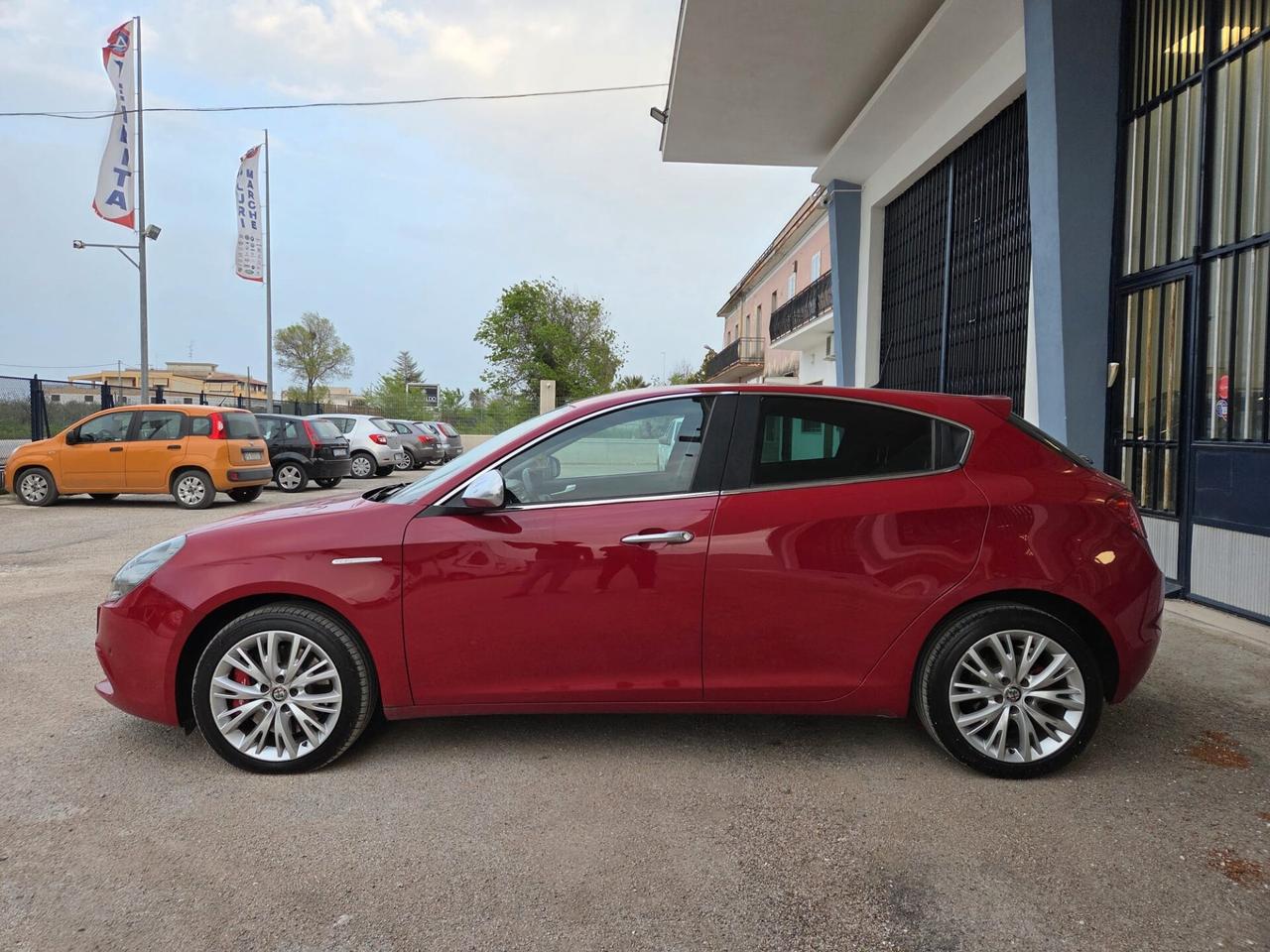 Alfa Romeo Giulietta 1.6 JTDm-2 120 CV Distinctive