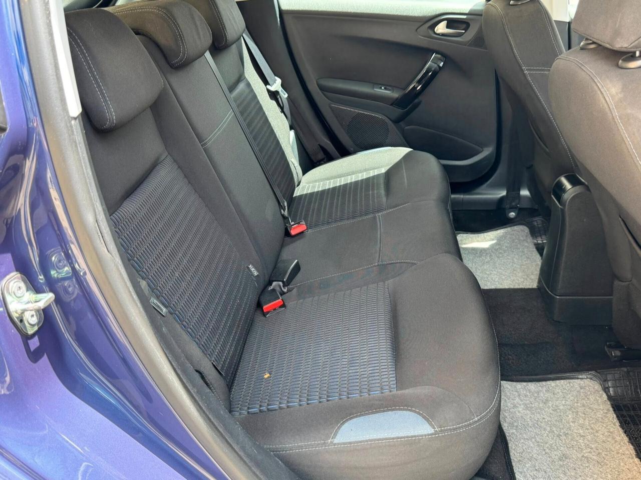 PEUGEOT 208 1.4 HDI 68 CV. ALLURE NAVI CERCHI