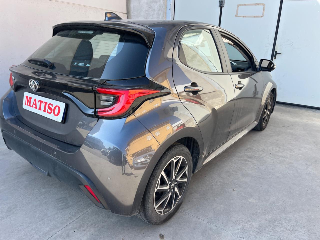 Toyota Yaris 1.0 benzina. INCIDENTATA