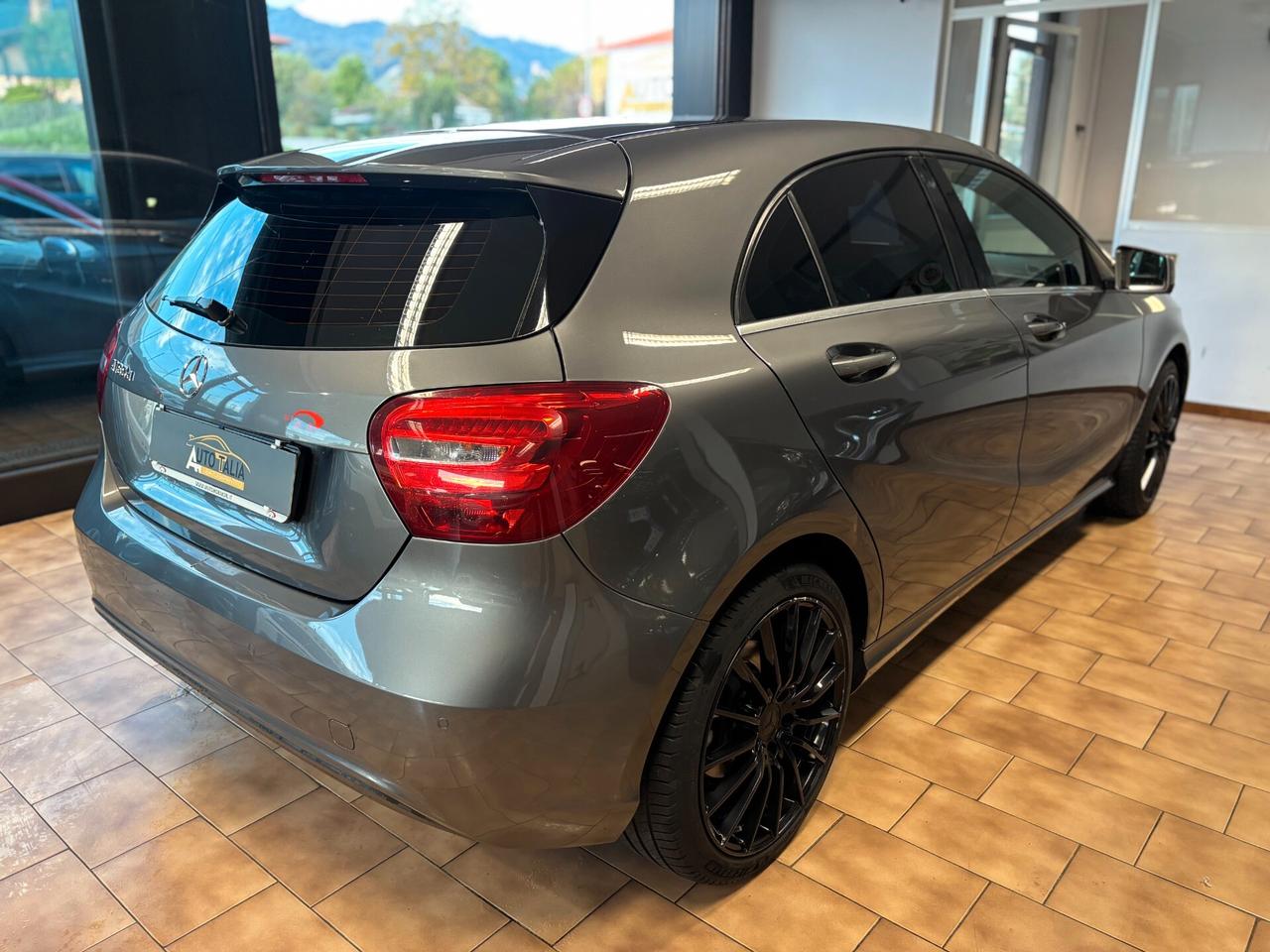 Mercedes-Benz A 160 Premium auto *PER NEOPATENTATI*