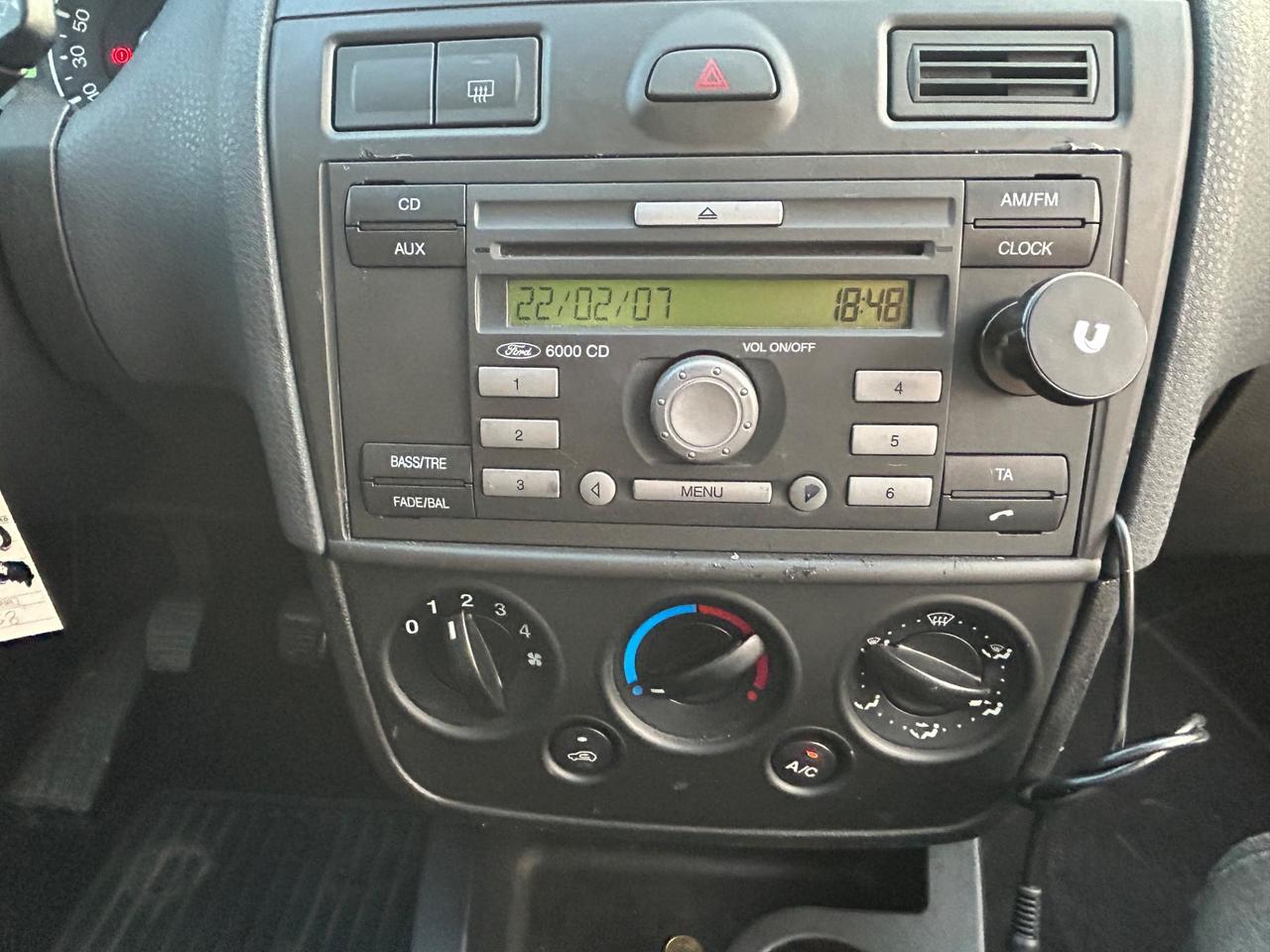 Ford Fiesta 1.2BENZINA 80CV Ghia NEOPATENTATI