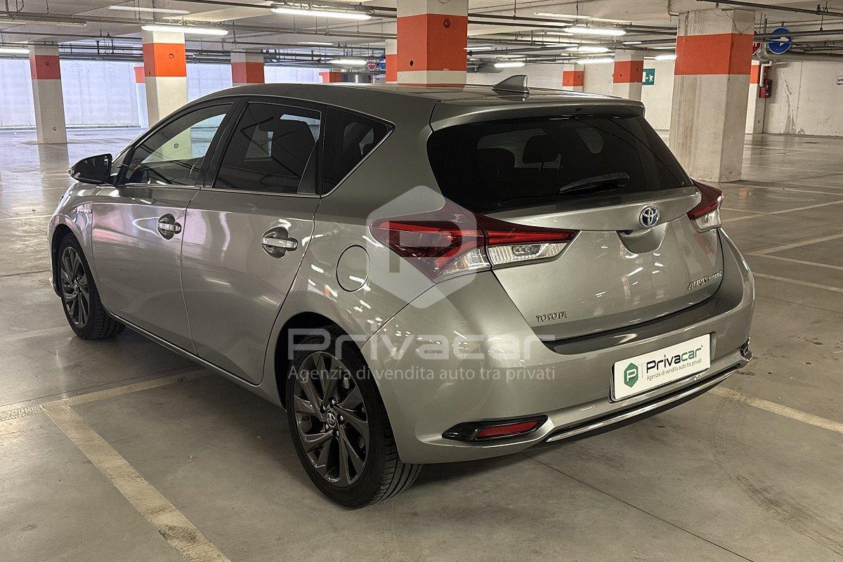 TOYOTA Auris 1.8 Hybrid Lounge