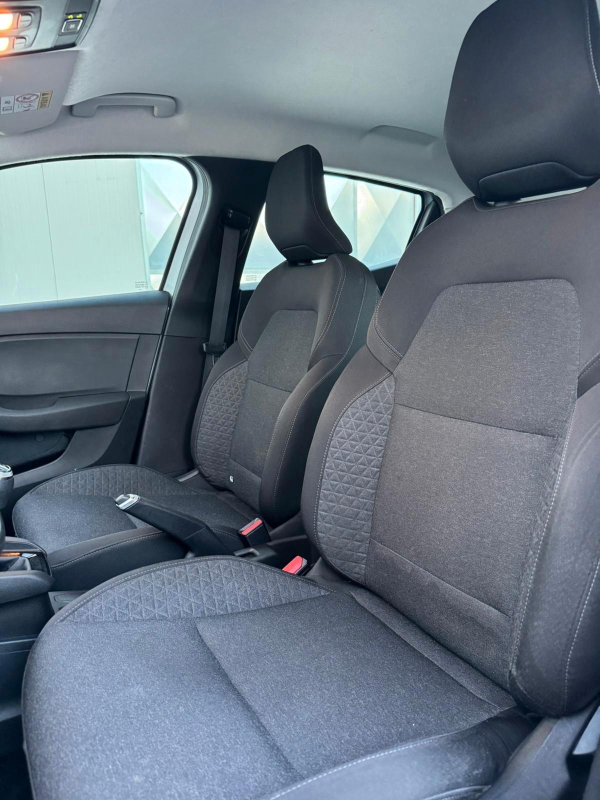 RENAULT CLIO 1.0 TCe 90CV 2023!!! EQUILIBRE!!!