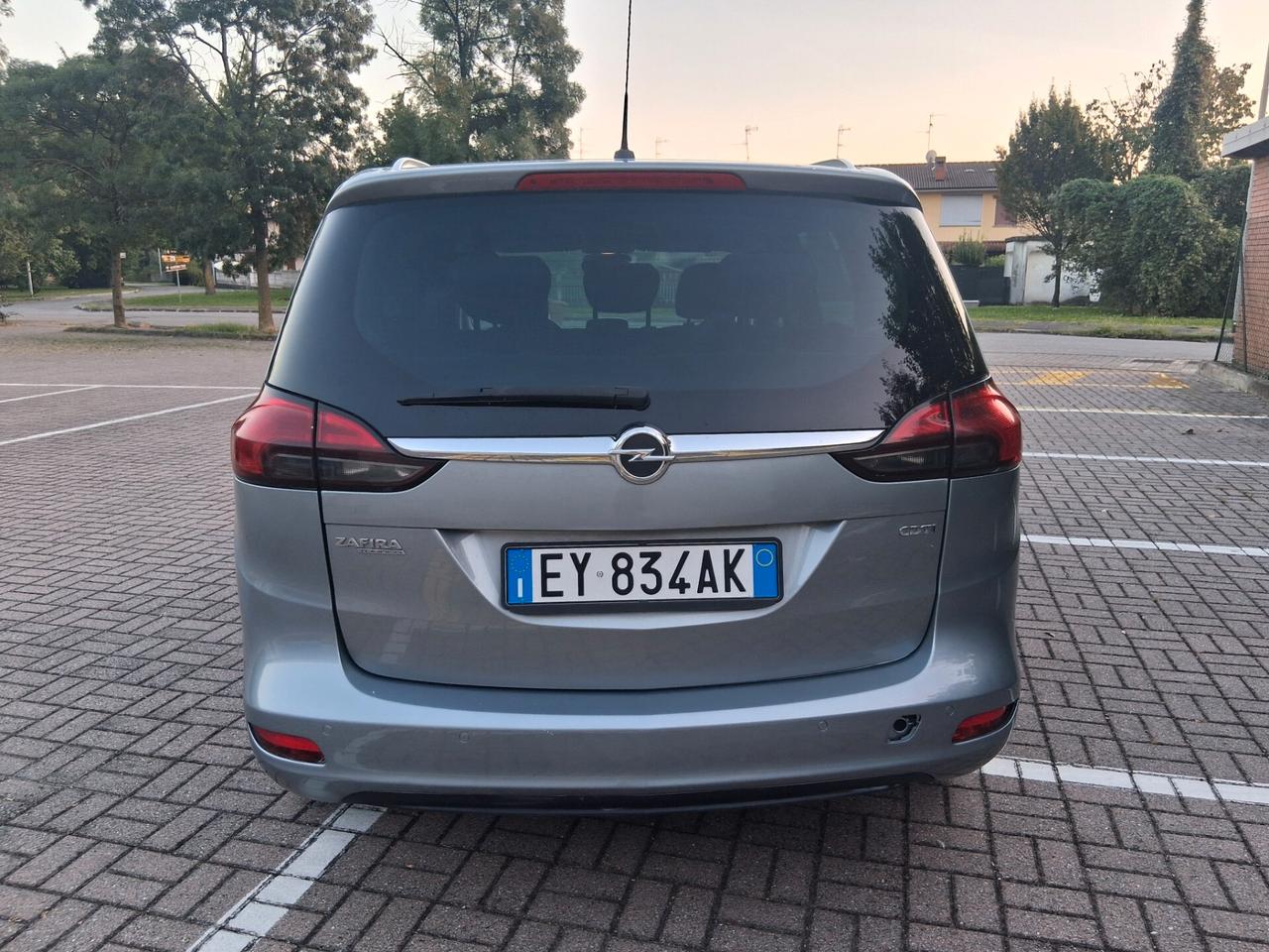 Opel Zafira Tourer 1.6 CDTi 120CV Start&Stop Cosmo CELL 320 147 1147 WUATSAPP 3276540940