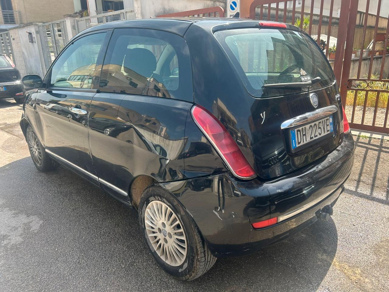 Lancia Ypsilon 1.3 MJT 90 CV