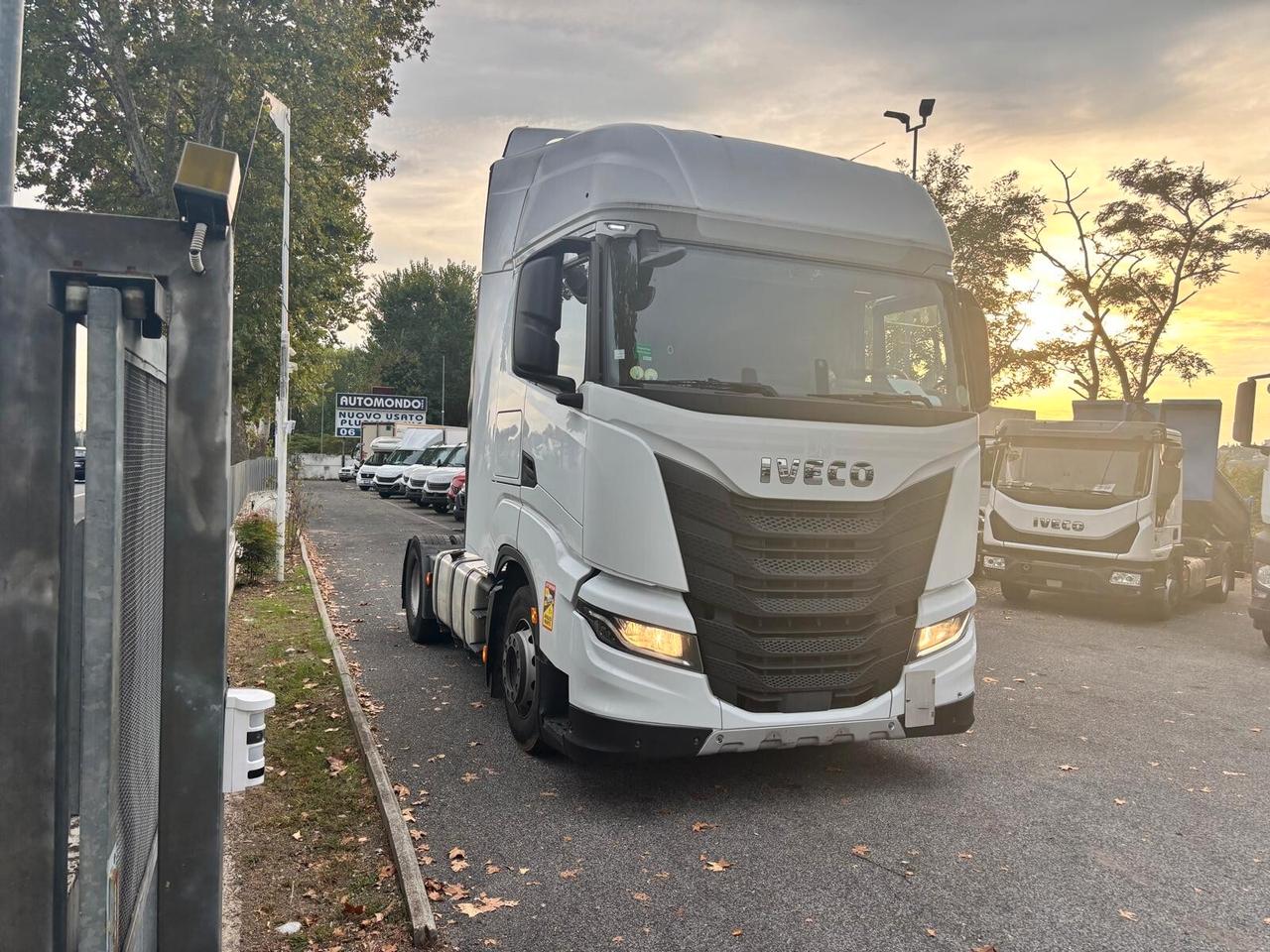 Iveco S Way 440AS490 trattore stradale