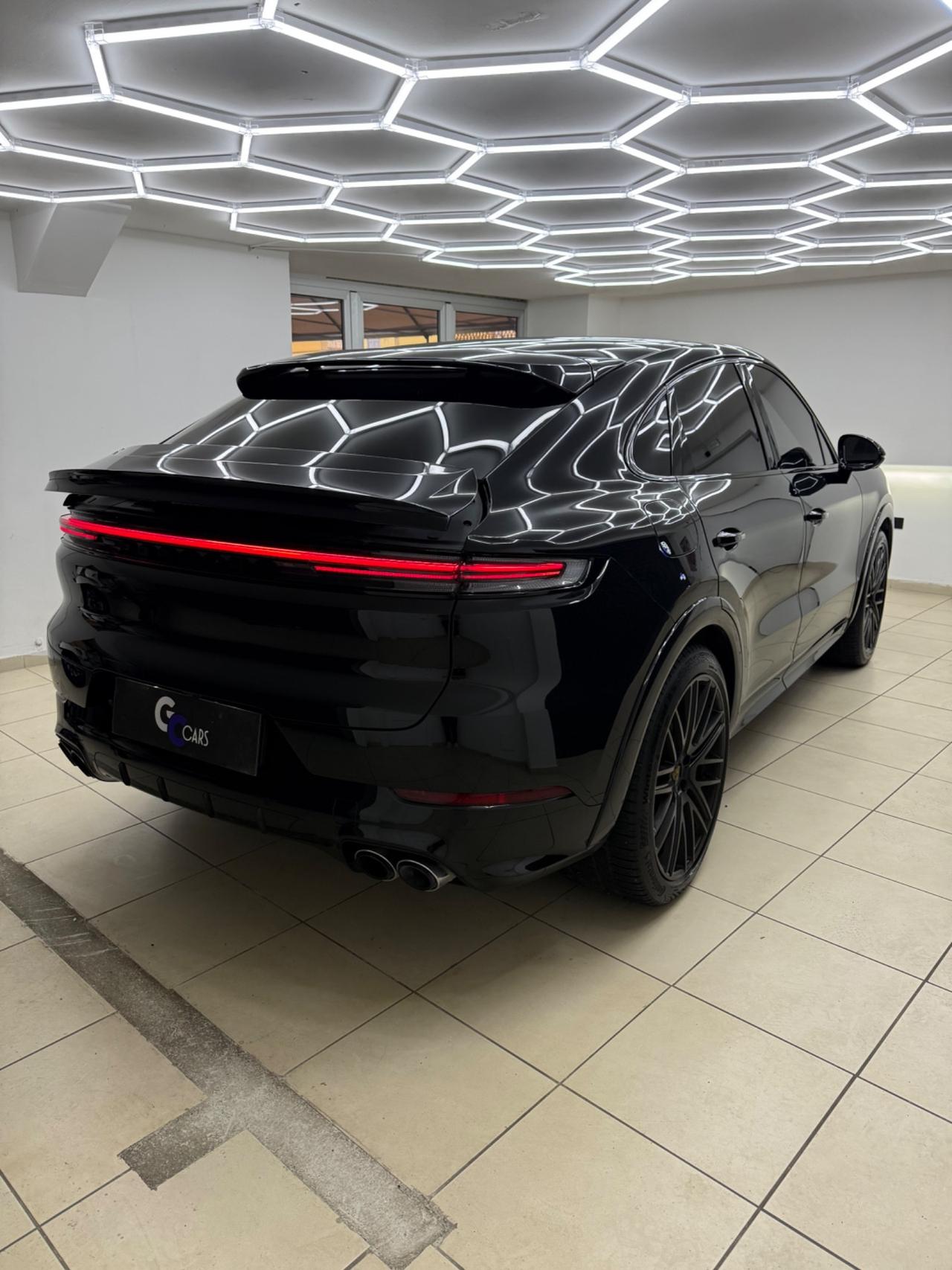 Porsche Cayenne Coupé 3.0 V6 E-Hybrid ITA STRAFULL