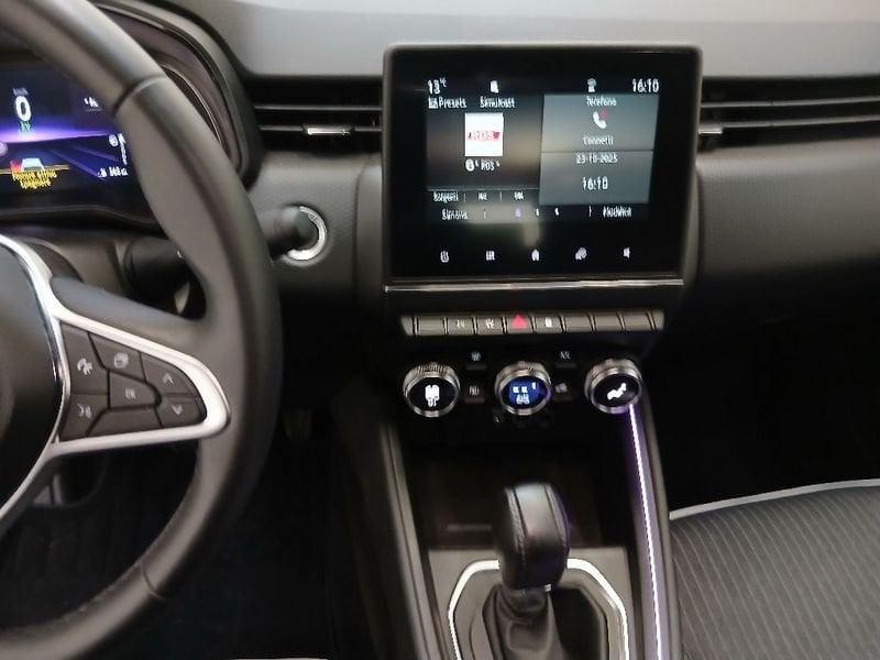 Renault Clio 1.6 E-Tech hybrid Intens 140cv auto my21