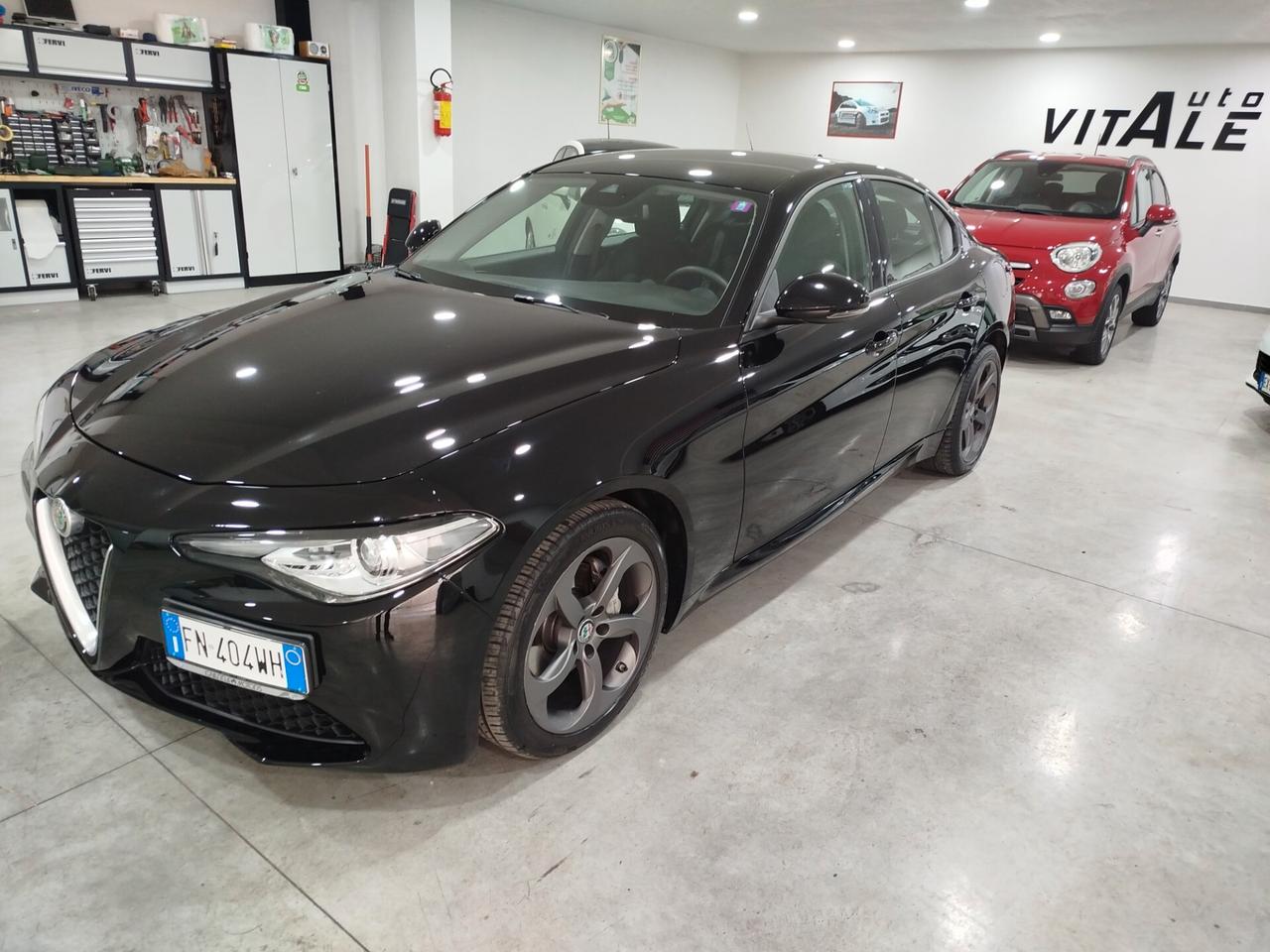 Alfa Romeo Giulia 2.2 Turbodiesel 150 CV Business Launch Edition