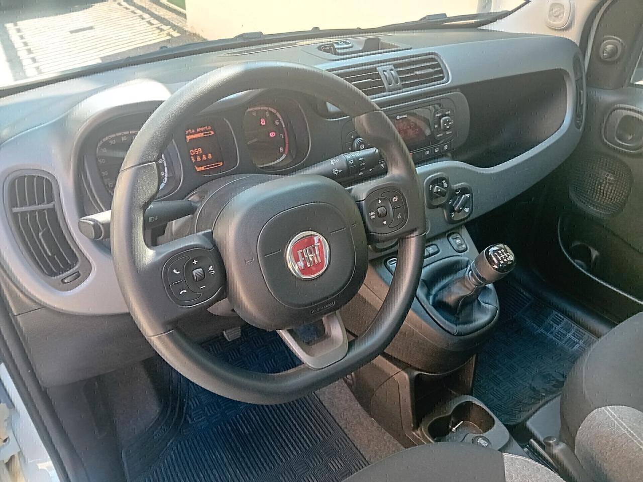 Fiat Panda 1.0 FireFly S&S Hybrid Red