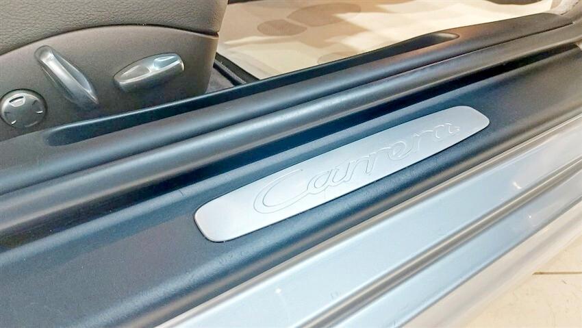 Porsche 911 Carrera cat Coupé