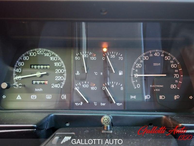 Lancia Thema 2.0 i.e. turbo 16V