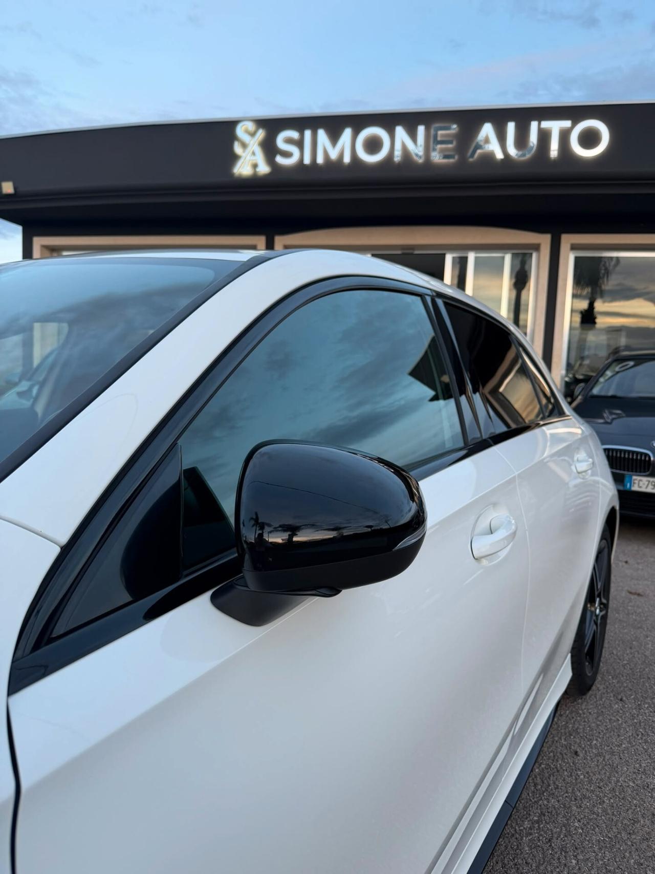 Mercedes-benz A 180d Automatic Premium AMG Night Edition