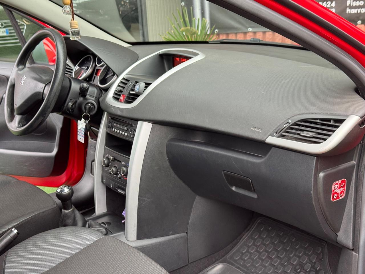 Peugeot 207 Plus 1.4 8V 75CV 5p. ECO GPL