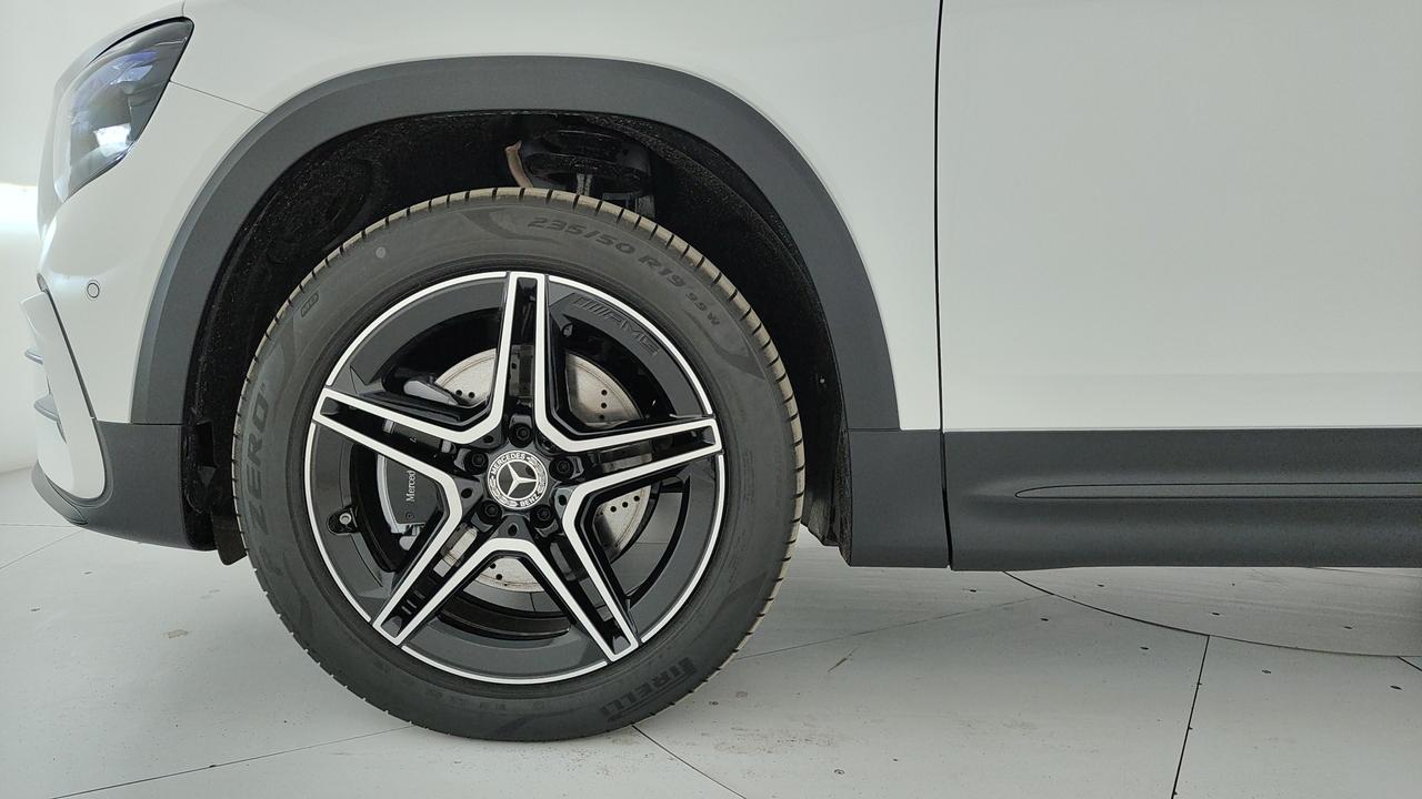 Mercedes-Benz GLB 200 d