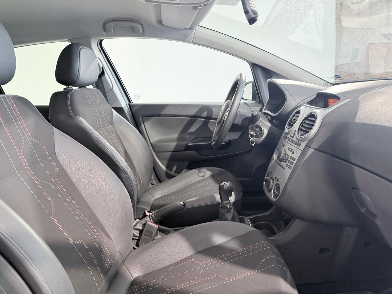 OPEL CORSA 2012 GPL CASA MADRE X NEOPATENTATI