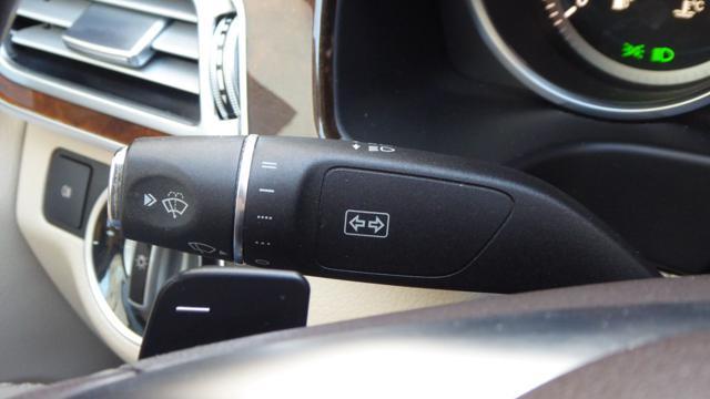 MERCEDES-BENZ E 220 CDI BlueTEC