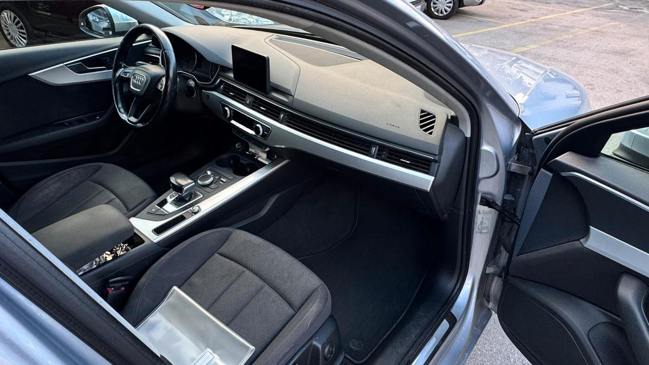 Audi A4 2.0 TDI 150 CV ultra S tronic Business Sport