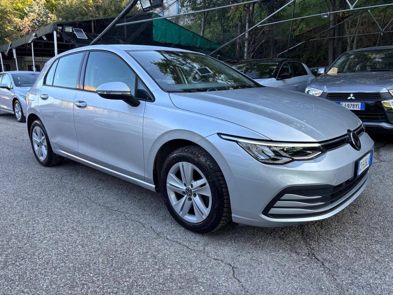 Volkswagen Golf 1.0 eTSI DSG HYBRID OK NEOPATENTATI