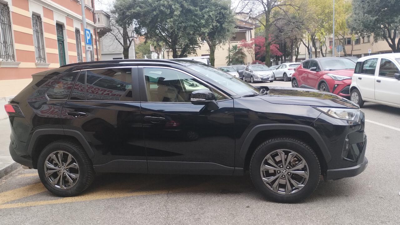 Toyota RAV 4 RAV4 2.5 HV (222CV) E-CVT AWD-i Dynamic