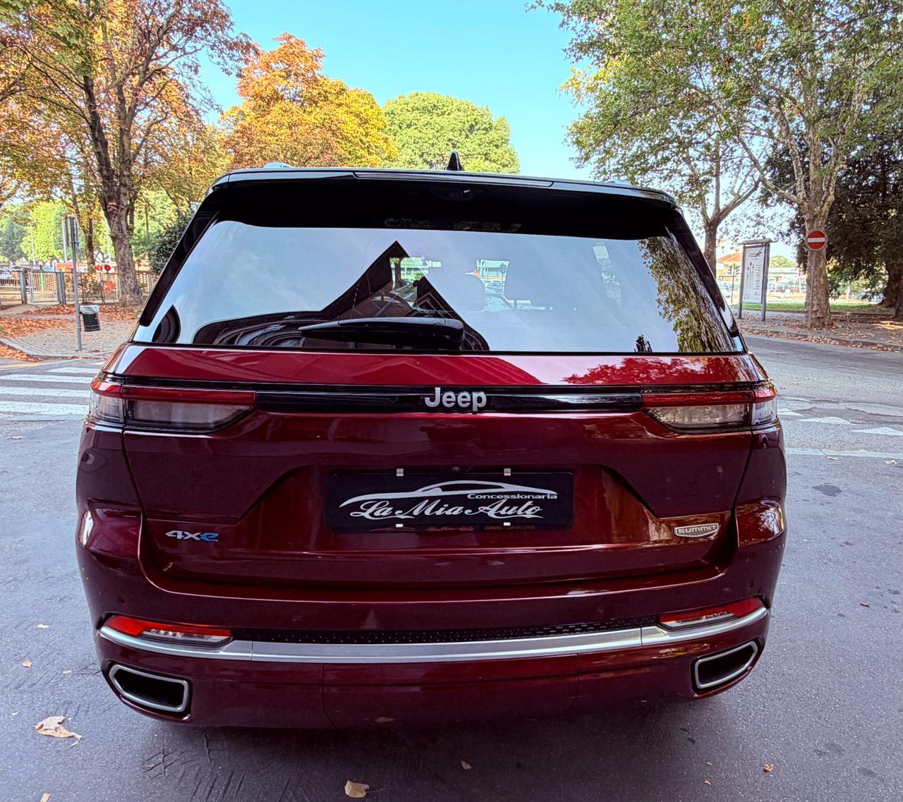 Jeep Grand Cherokee SUMMIT RESERVE