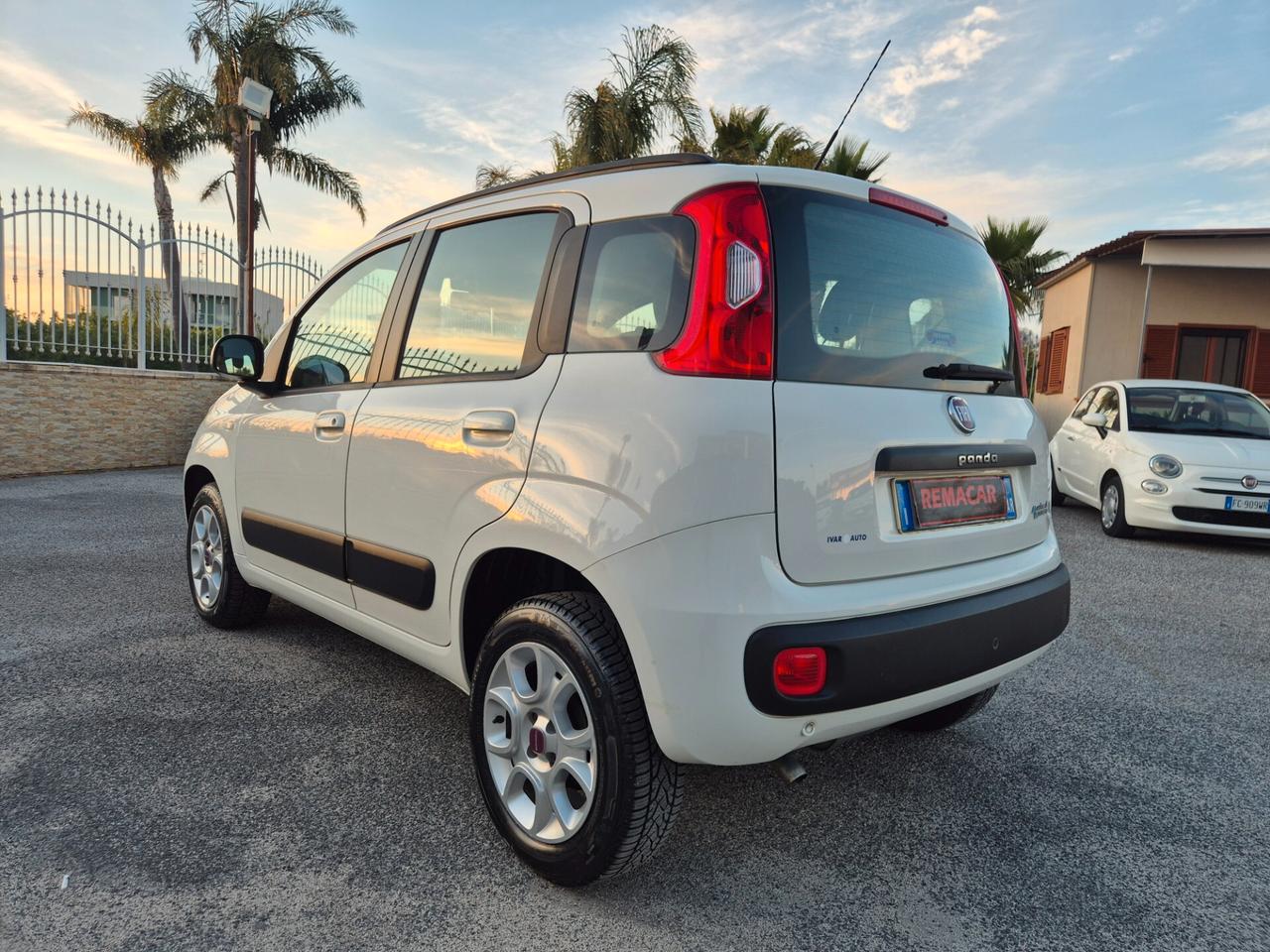 Fiat PANDA 0.9 TwinAir Turbo Natural Power Lounge NUOVA FULL