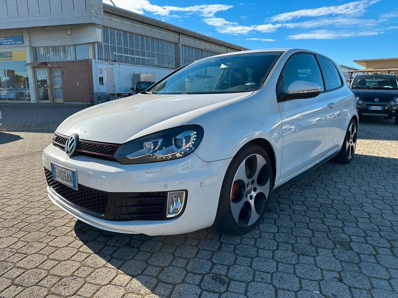 Volkswagen Golf GTI Golf 2.0 TSI 3p. GTI