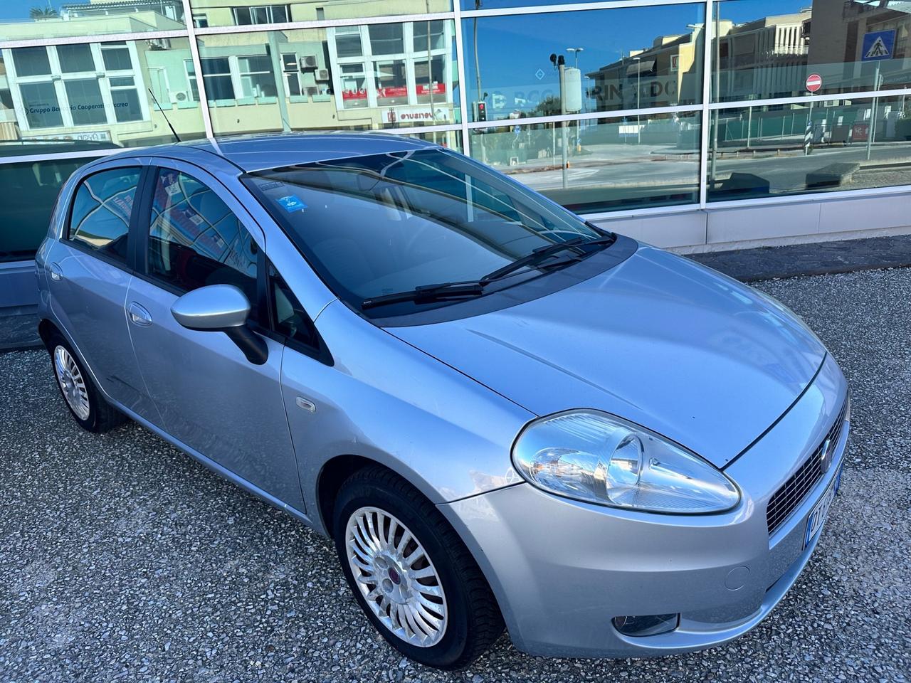 Fiat Grande Punto 1.3 MJT 75 CV 5 porte