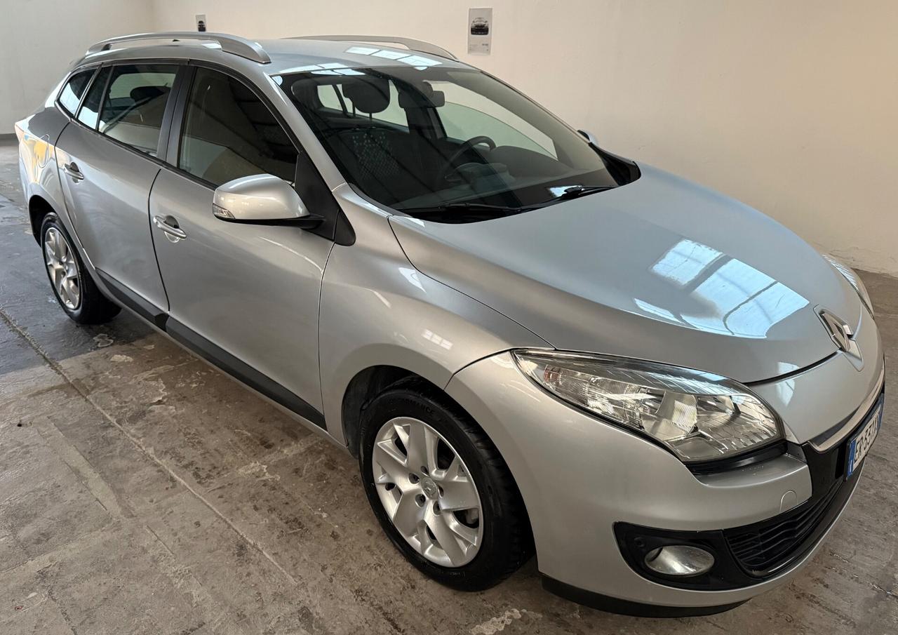 Renault Mégane 1.5 dCi 110CV Station Wagon - 2013