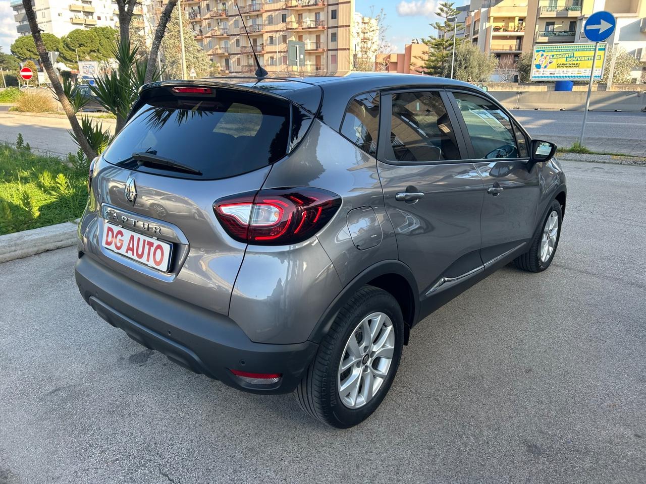 Renault Captur 1.5 dci 90 cv 2019 navig retroc