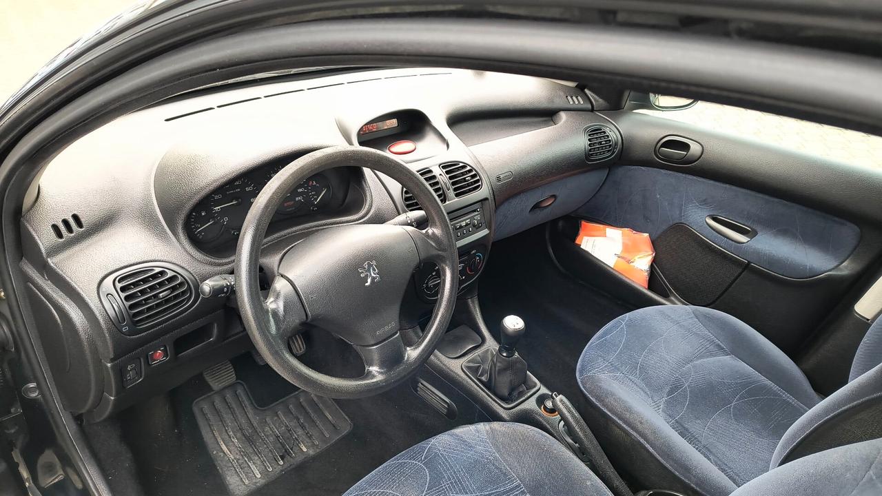 Peugeot 206 1.4 5p. XT