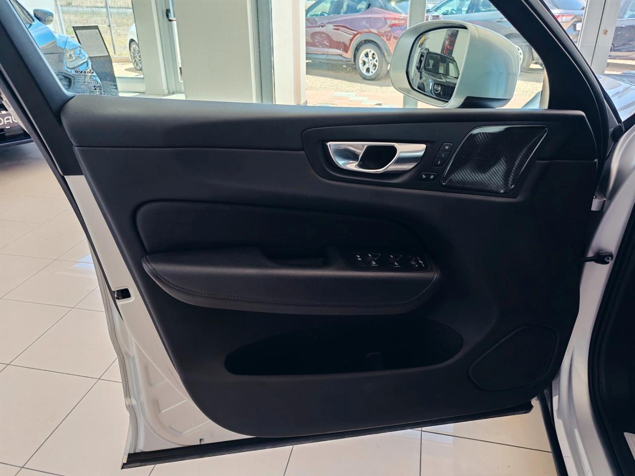 Volvo XC60 2.0 B5 (diesel 197cv) Inscription 2021