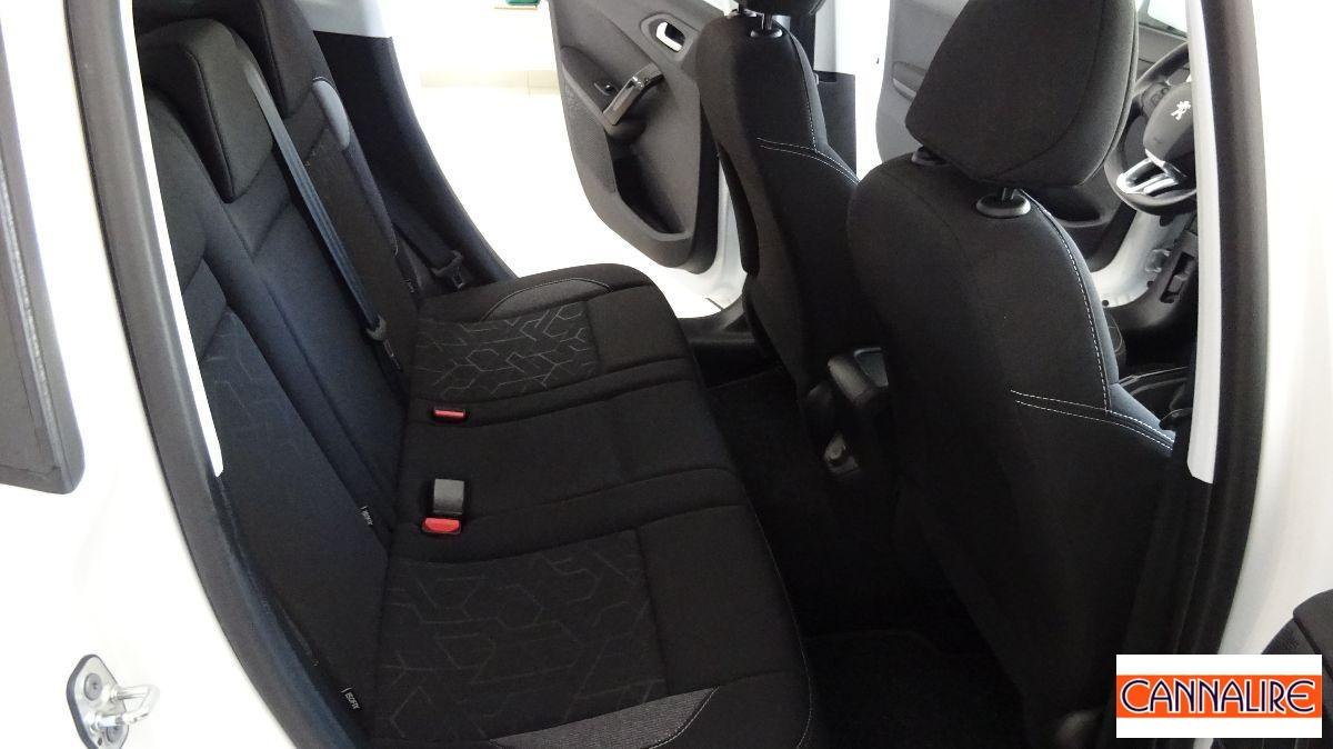 PEUGEOT - 2008 - PureTech 82 S&S Signature