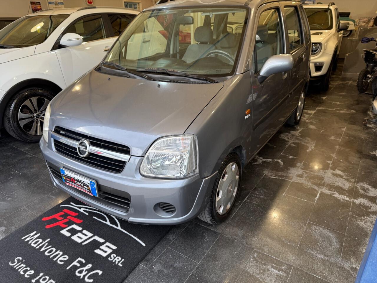 Opel Agila 1.2 16V Enjoy