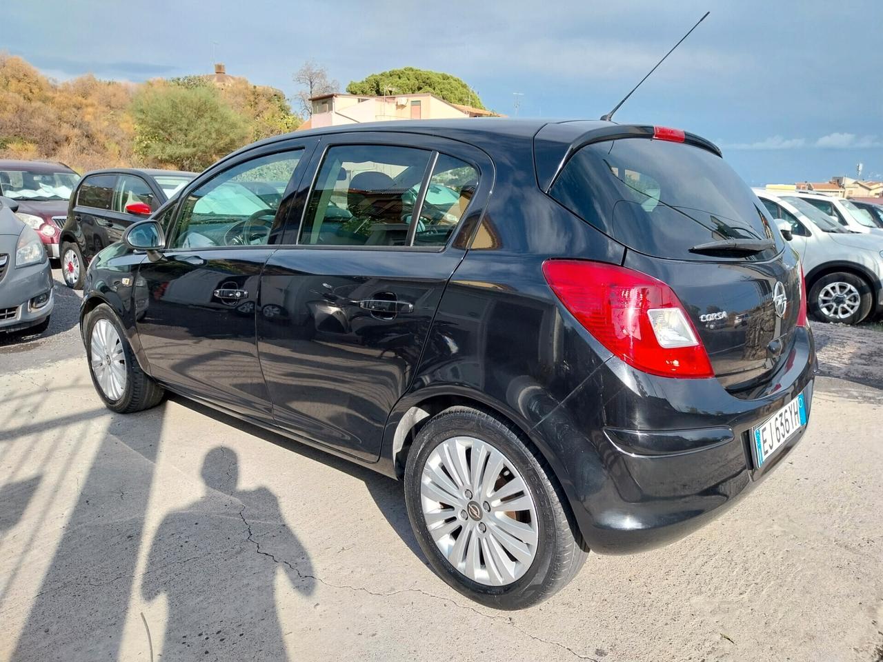 OPEL CORSA 1.2 BENZINA 2012 SOLO 100.000 KM