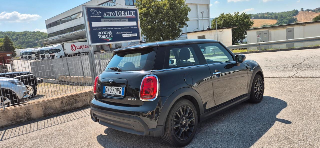 Mini 1.5 Cooper AUT - NEOPATENTATI
