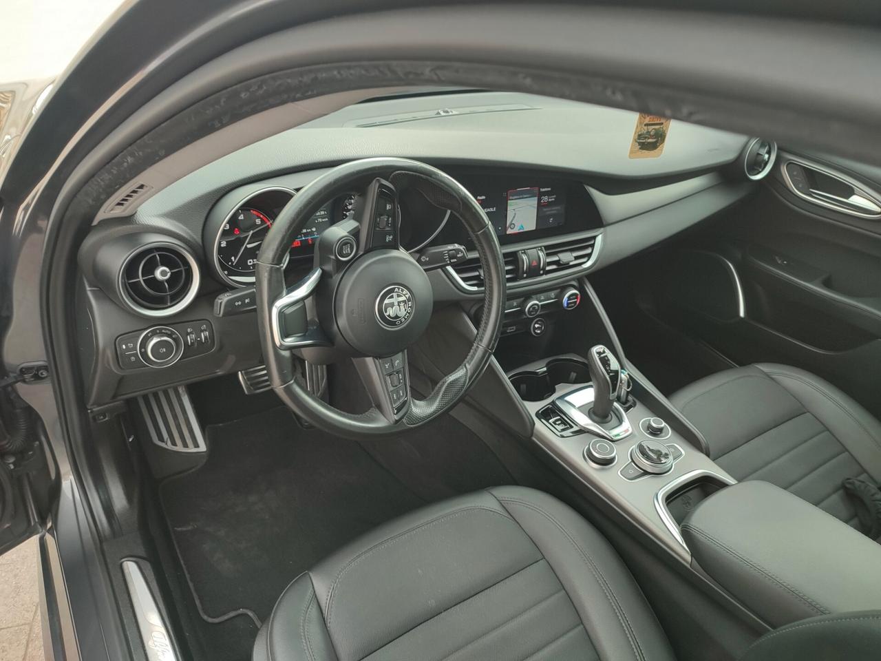 Alfa Romeo Giulia SPRINT 2.2 TD 190 CV AUTOMATIK TELECAMERA NAVIGAT