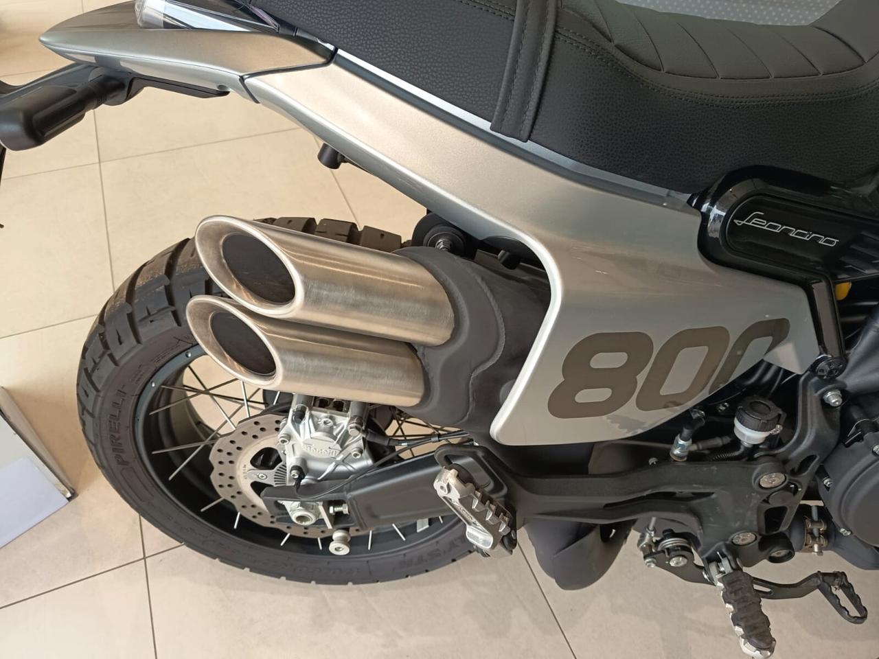 Benelli Leoncino 800 TRIAL