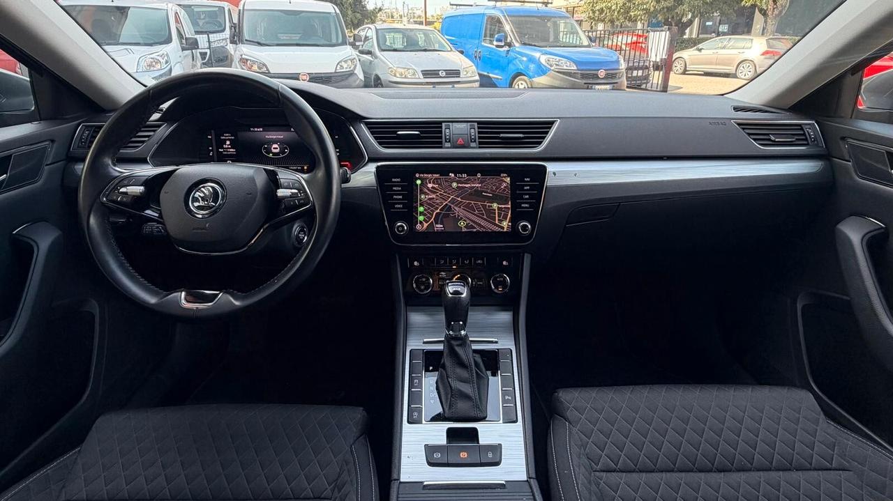 Skoda Superb 2.0 TDI EVO 200 CV SCR DSG Wagon 4x4 Laurin&Klement