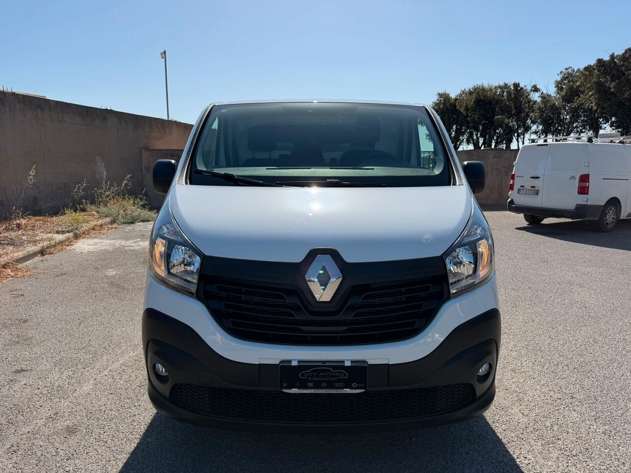 Renault Trafic 1.6 dCi 120CV Iva Esposta