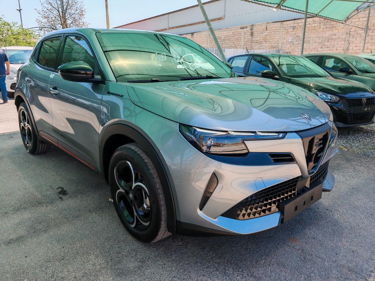 Alfa Romeo Junior 1.2 136 CV Hybrid eDCT6 Speciale